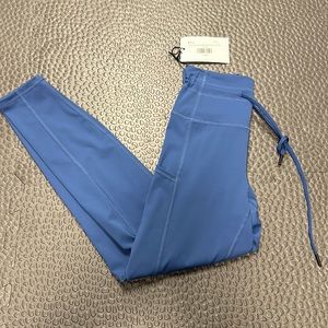 NWTs RETIRED Zyia Calm Blue Pocket Drawstring Lice 7/8 24” inseam Size 0
